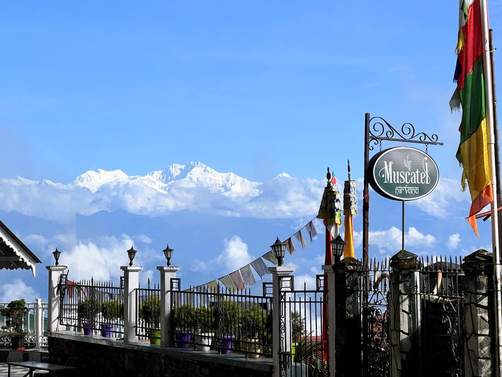 Muscatel Nirvana - At The Mall Road Darjeeling  Dış mekan fotoğraf